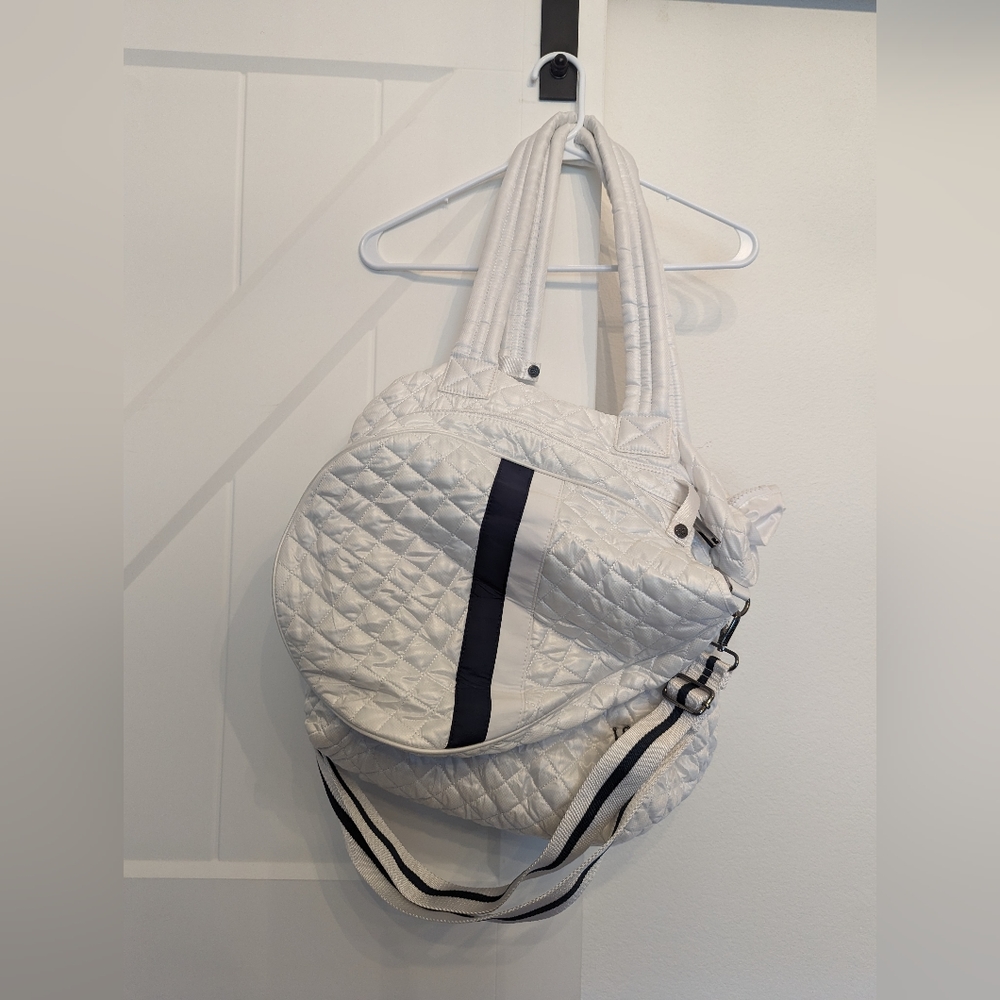 Oliver Thomas Kitchen Sink Tennis Tote white navy